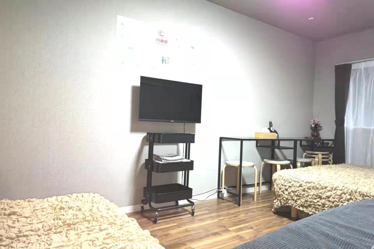 Gm -- Self Check-In -- Room Number & Password Is In The Following Email 東京都 外观 照片